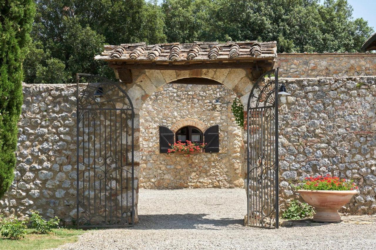 Borgo Gallinaio มอนเตริจโจนี ภายนอก รูปภาพ