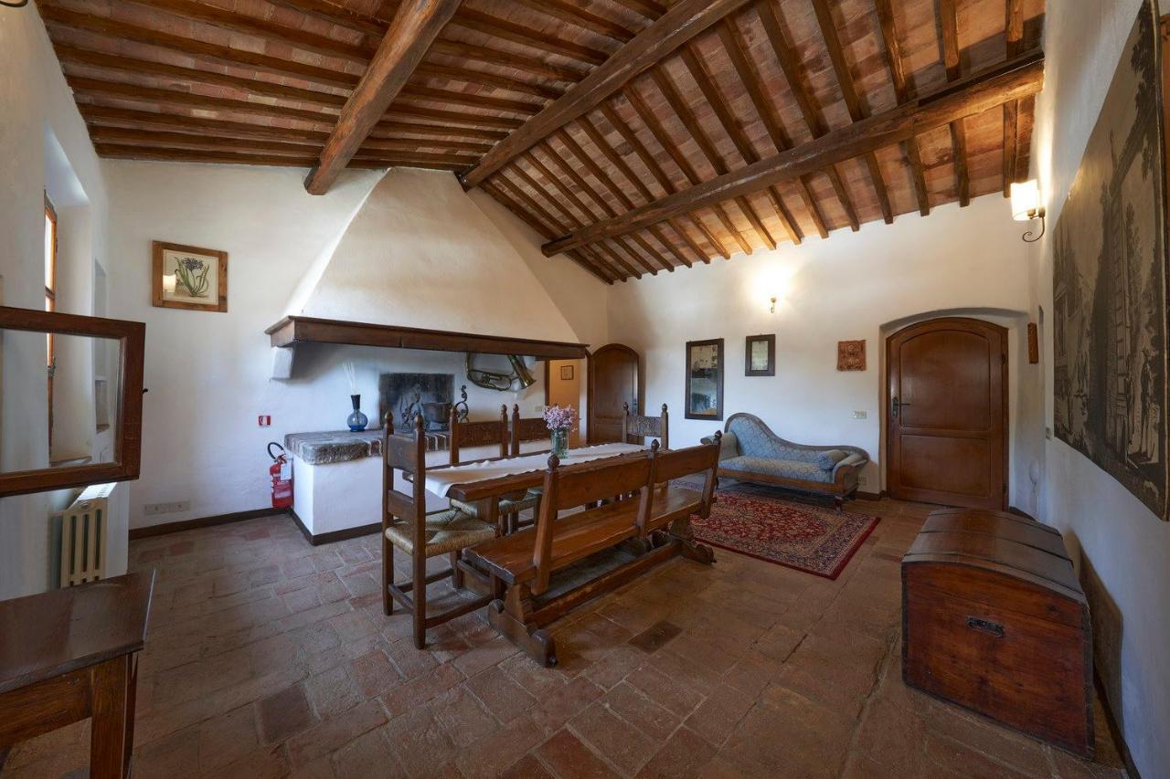 Borgo Gallinaio มอนเตริจโจนี ภายนอก รูปภาพ